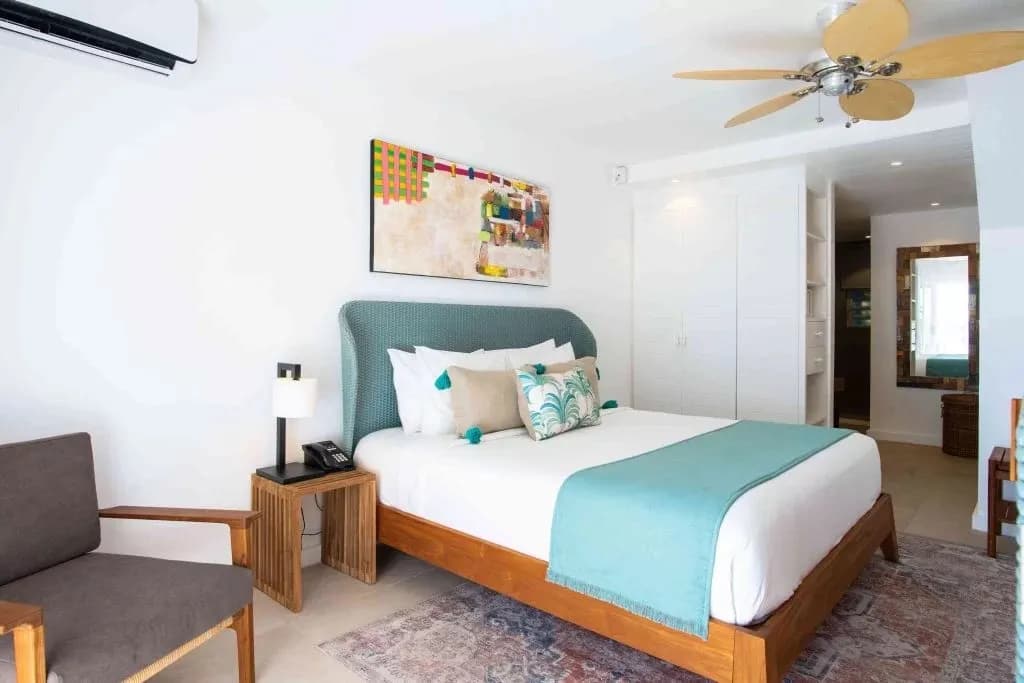 Deluxe beachfront room Deluxe beachfront room