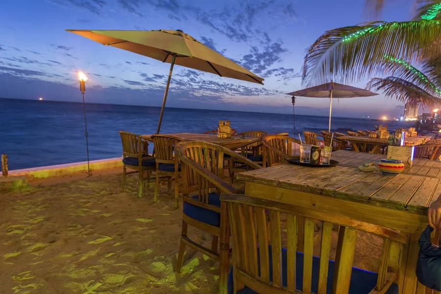 scuba-lodge-19.jpg scuba-lodge-19.jpg