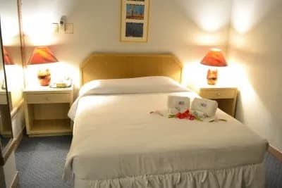 West Plaza Hotel; Palau West Plaza Hotel; Palau