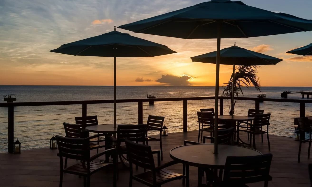 fort-young-hotel2.jpeg fort-young-hotel2.jpeg