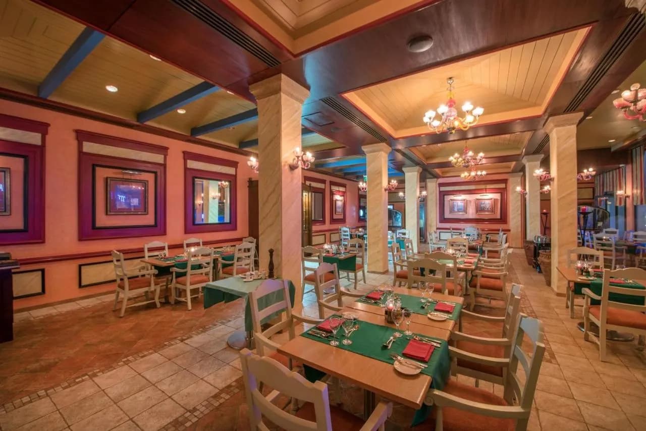 Fine dining area at Reef Oasis Blue Bay Resort Fine dining area at Reef Oasis Blue Bay Resort