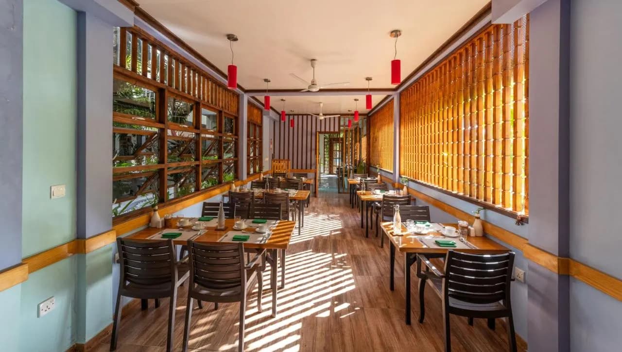 Dining area at Kamadhoo Inn Dining area at Kamadhoo Inn