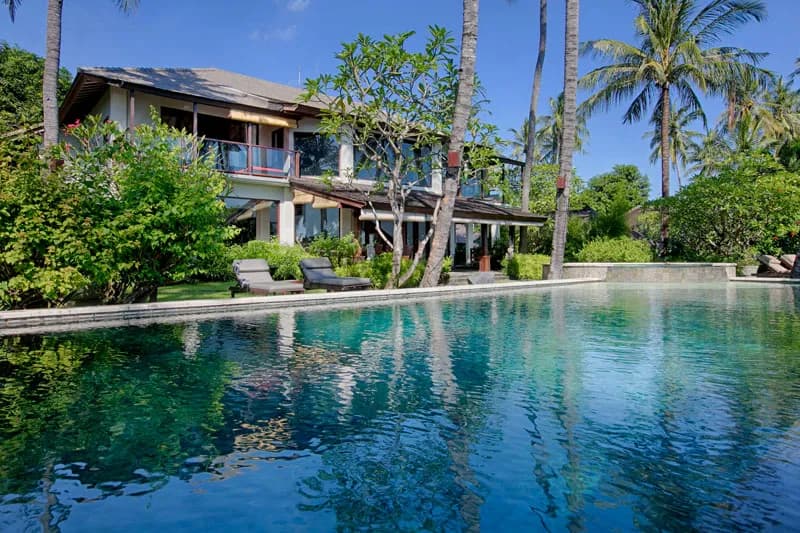 Vila-Markisa_Outside-general_view-03.jpg Vila-Markisa_Outside-general_view-03.jpg