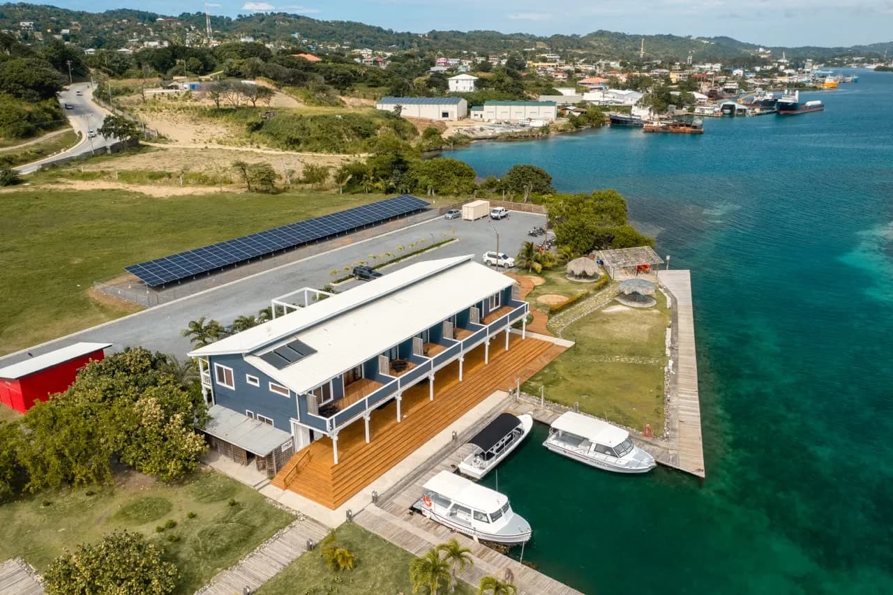 Barefoot Cay Resort & Spa, and Barefoot Divers Lodge & Dive Center Barefoot Cay Resort & Spa, and Barefoot Divers Lodge & Dive Center