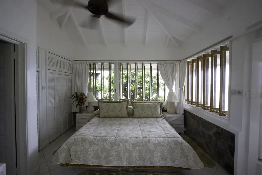 YIR-Superior-2.jpg YIR-Superior-2.jpg