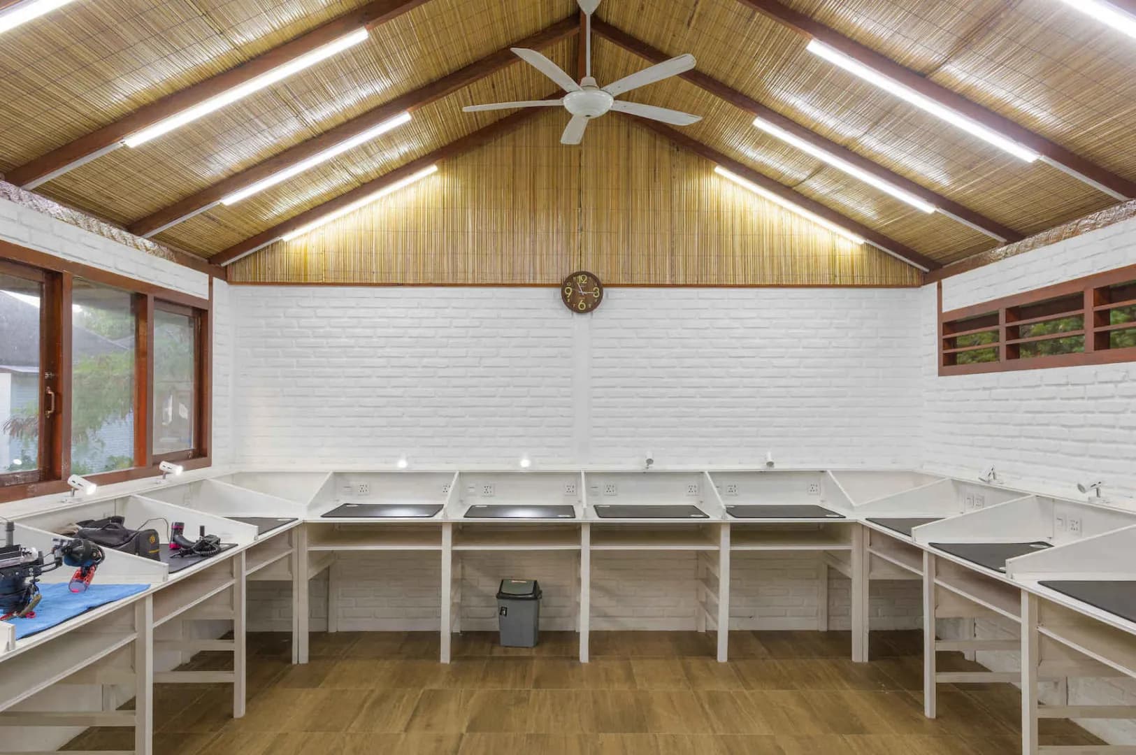 White Sands Beach Resort Lembeh by Eco Divers White Sands Beach Resort Lembeh by Eco Divers