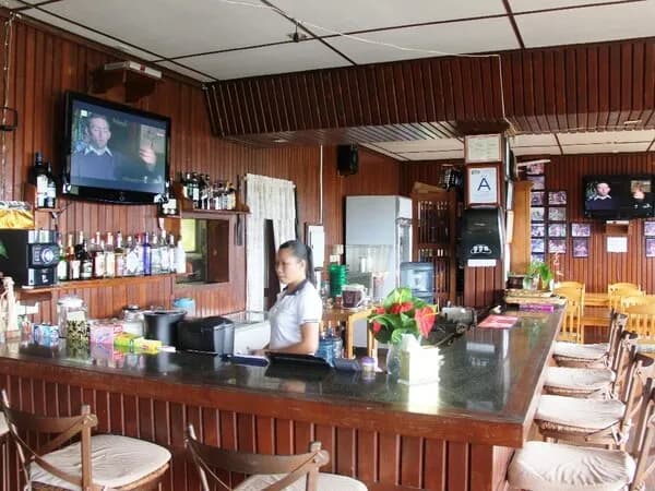 rgr-bar.jpg rgr-bar.jpg