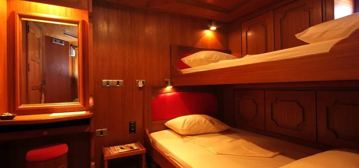 Double/Twin Berth Cabin - image Double/Twin Berth Cabin - image