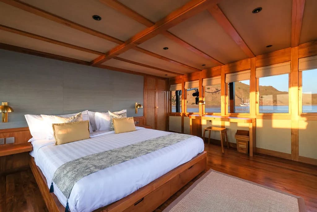 Master Stateroom - image Master Stateroom - image