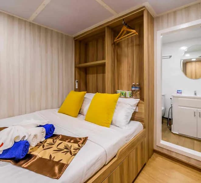 Double/Twin Ocean Front Cabin - image Double/Twin Ocean Front Cabin - image