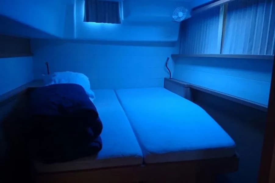 Double Cabins - image Double Cabins - image