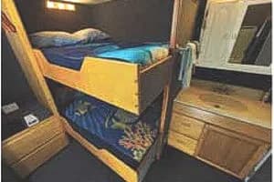 Double Cabin - image Double Cabin - image