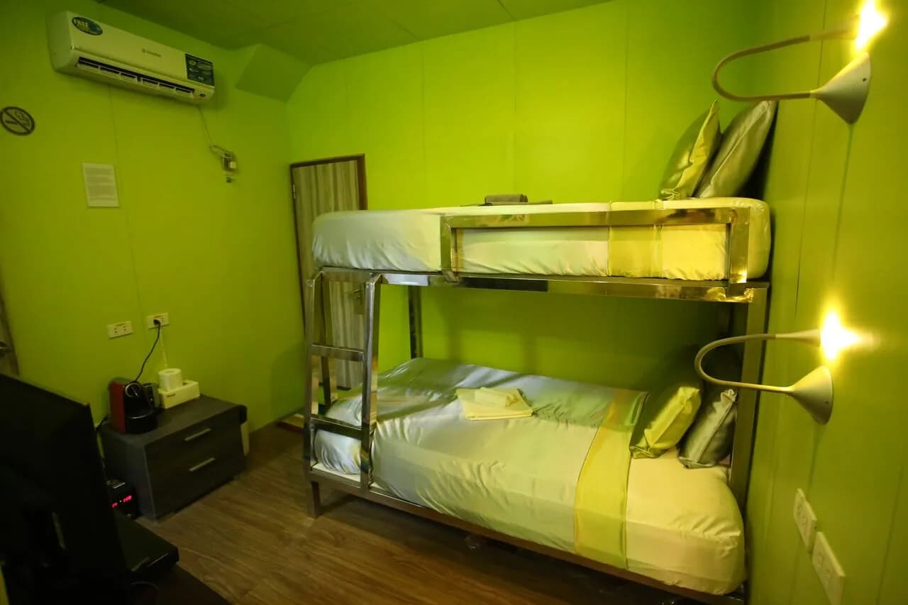 Premium Economy Cabins - image Premium Economy Cabins - image