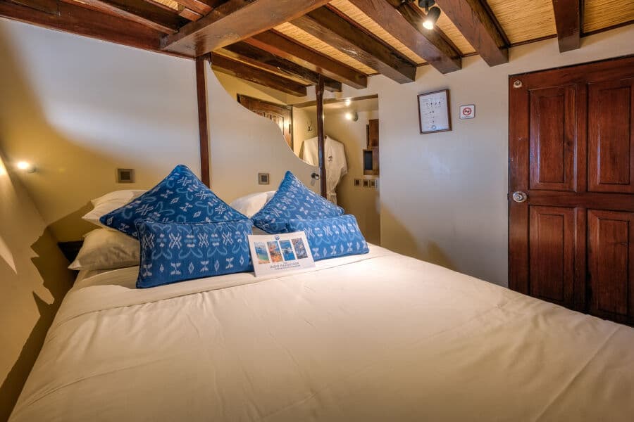 Deluxe Suite Lower Deck - image Deluxe Suite Lower Deck - image