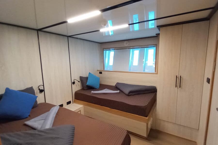 Master Lower Deck - image Master Lower Deck - image