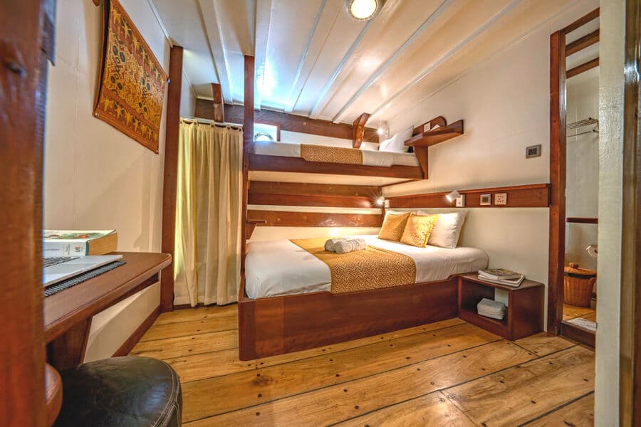 C1 Double Bed + Twin Bed Lower Deck - image C1 Double Bed + Twin Bed Lower Deck - image