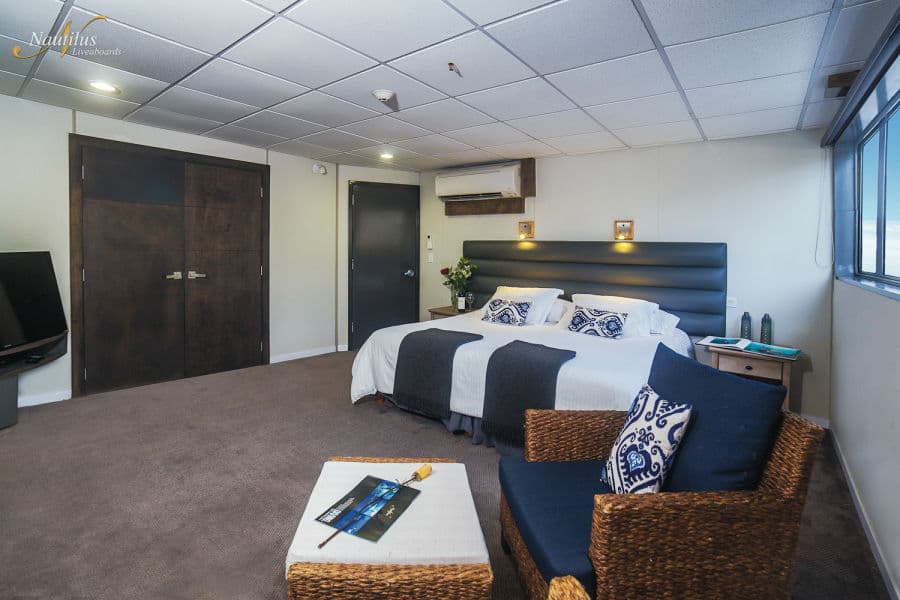 Premium Suite Main Deck - image Premium Suite Main Deck - image