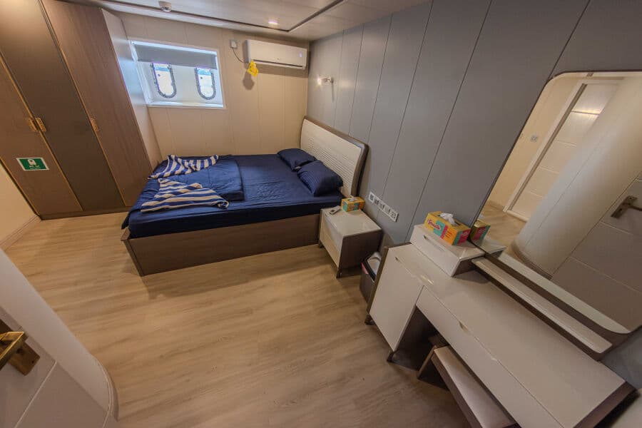 Double Lower Deck - image Double Lower Deck - image