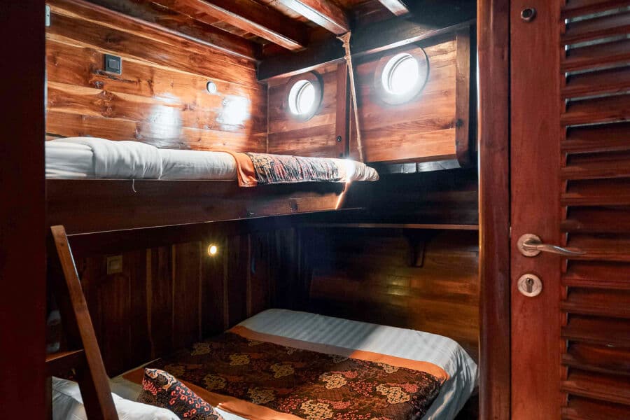 Superior Lower Deck - image Superior Lower Deck - image