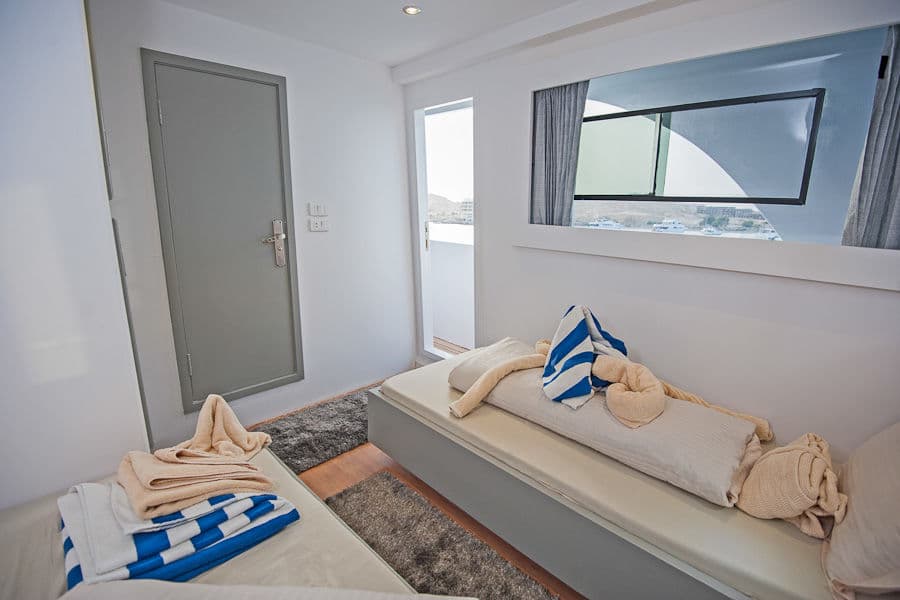 Twin Bed Upper Deck - image Twin Bed Upper Deck - image