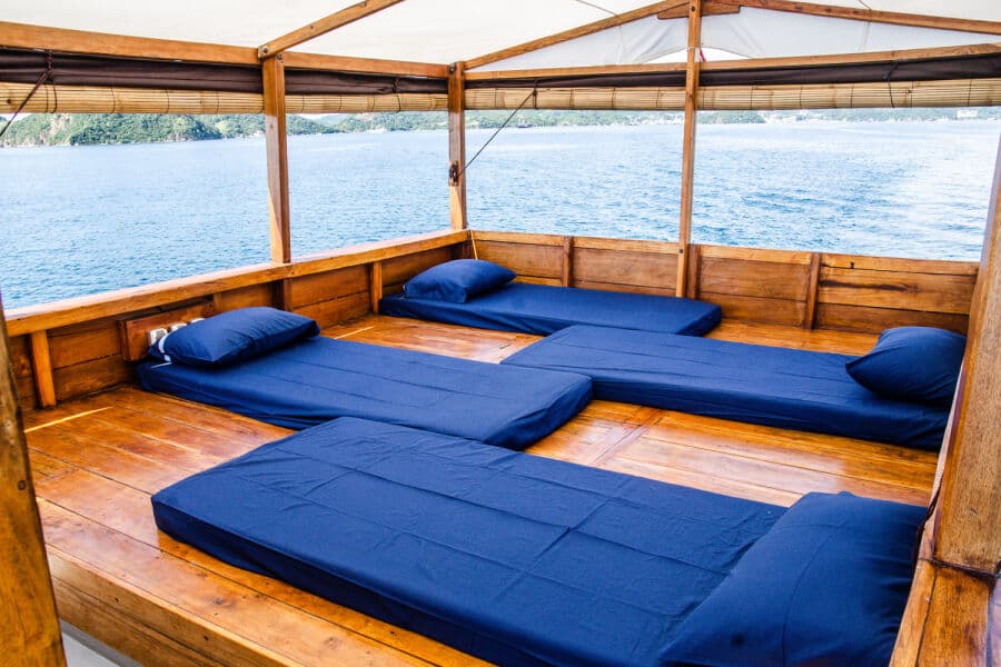 Sleeping on deck (4 mattresses) Upper Deck - image Sleeping on deck (4 mattresses) Upper Deck - image