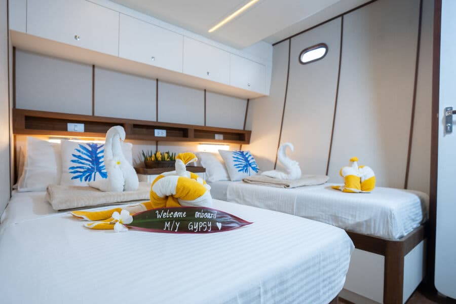 Deluxe Suite Cabinet Lower Deck - image Deluxe Suite Cabinet Lower Deck - image