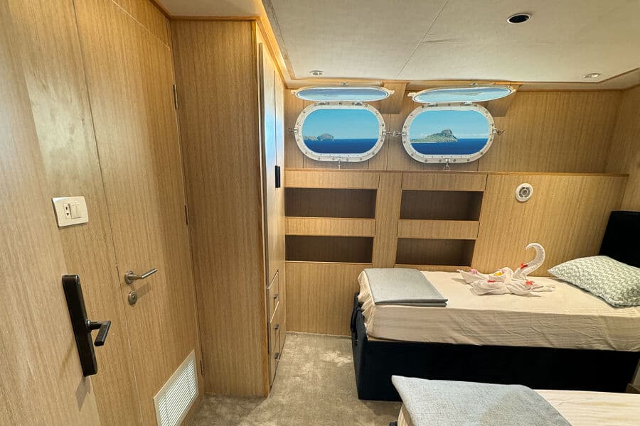 Deluxe Stateroom Lower Deck - image Deluxe Stateroom Lower Deck - image