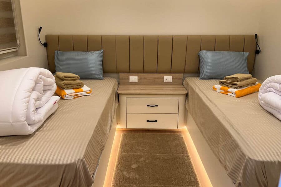 Twin Bed Lower Deck - image Twin Bed Lower Deck - image