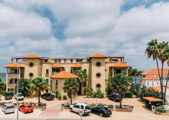 The exterior of the Bellafonte Hotel Bonaire