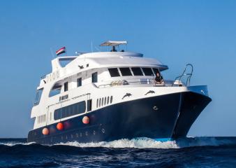 jpmarine liveaboard exterior