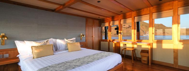 Large stateroom with windows on the main deck