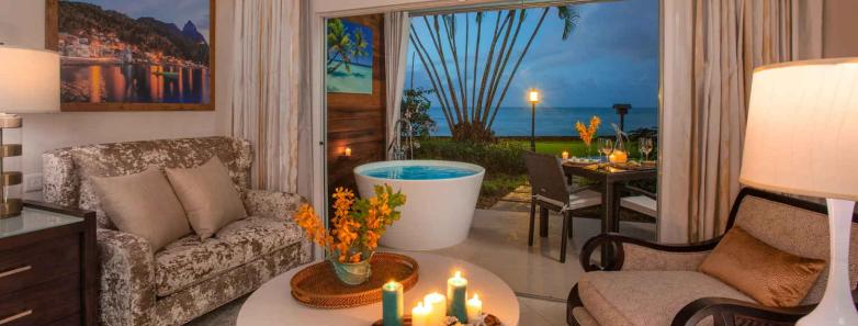 A sitting area with a private tub