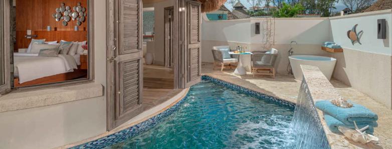 Private Pool Suite with the bedroom surrounded by water